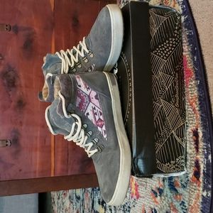 Inkkas Suede booties